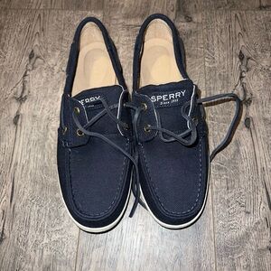 Sperry Blue Loafers with Nautical Design and Comfort